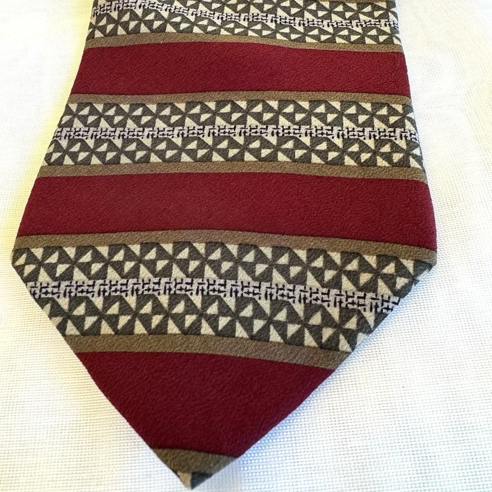 Vintage Alexander Lloyd Silk Tie Extra Long 61 in Burgundy Brown Tan Stripe USA - Picture 2 of 6